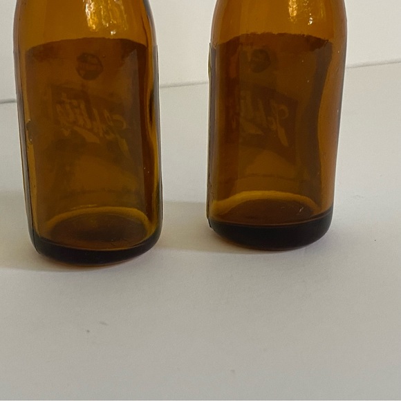 Vintage Schlitz Miniature Beer Bottle Salt and Pepper Bottles Pair Brown 4” - Picture 5 of 13